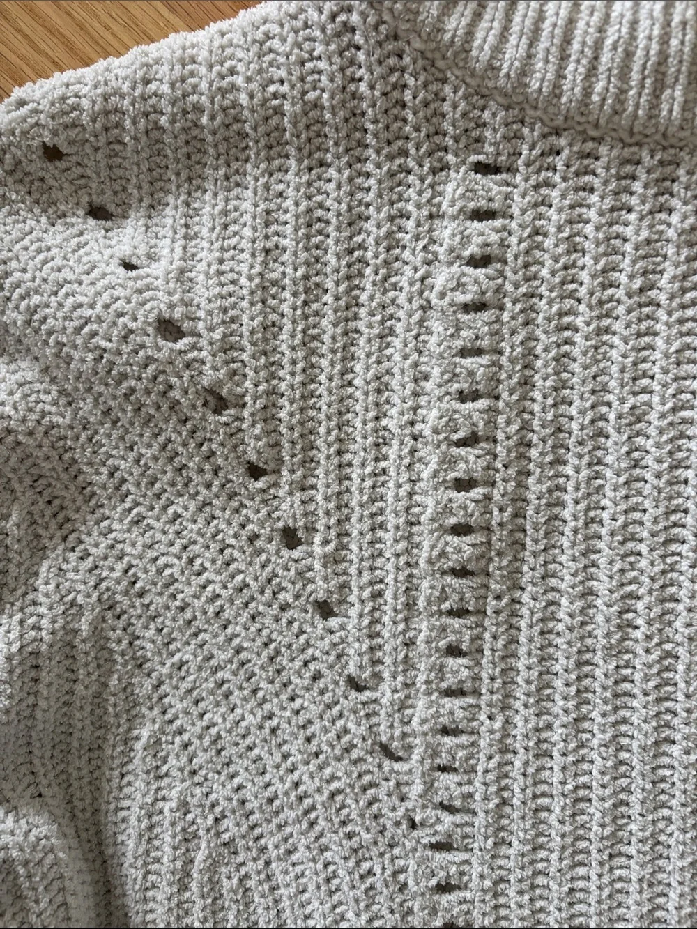 Old Navy Cream Knit Cropped Sweater